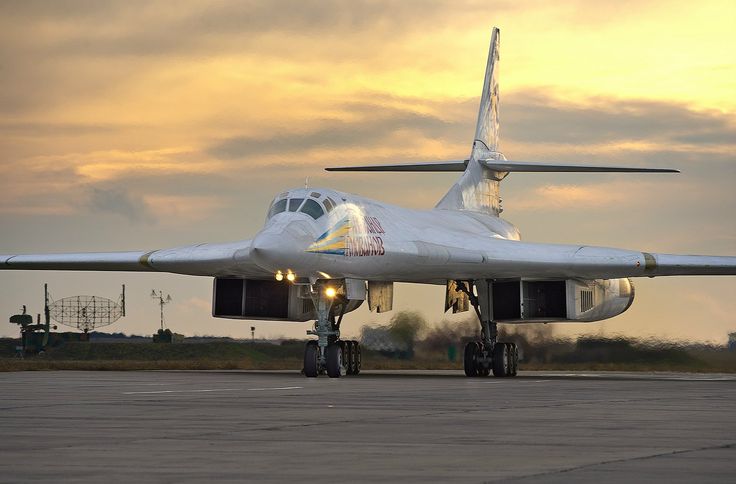 Ту-160 на взлете